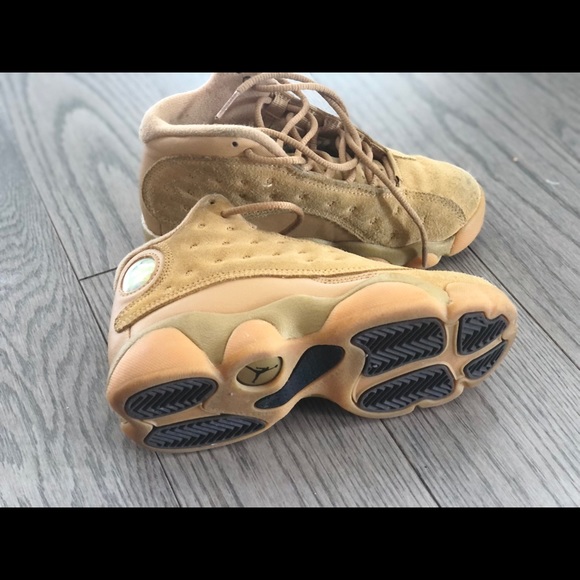 Kids Jordan 13’s - Picture 4 of 4